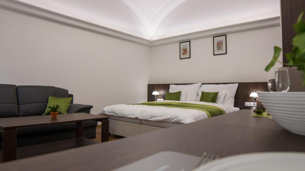 Mecset Apartman Eger Exterior photo