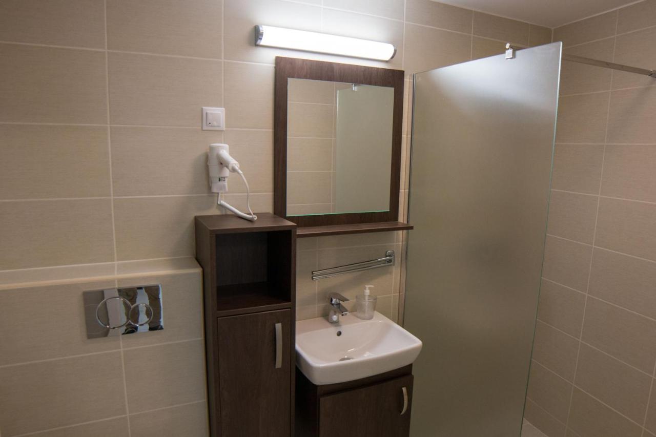 Mecset Apartman Eger Exterior photo